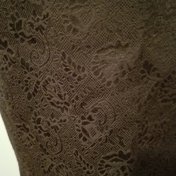 Tahari Floral Patterned Black Janet Skirt - Picture 5 of 10